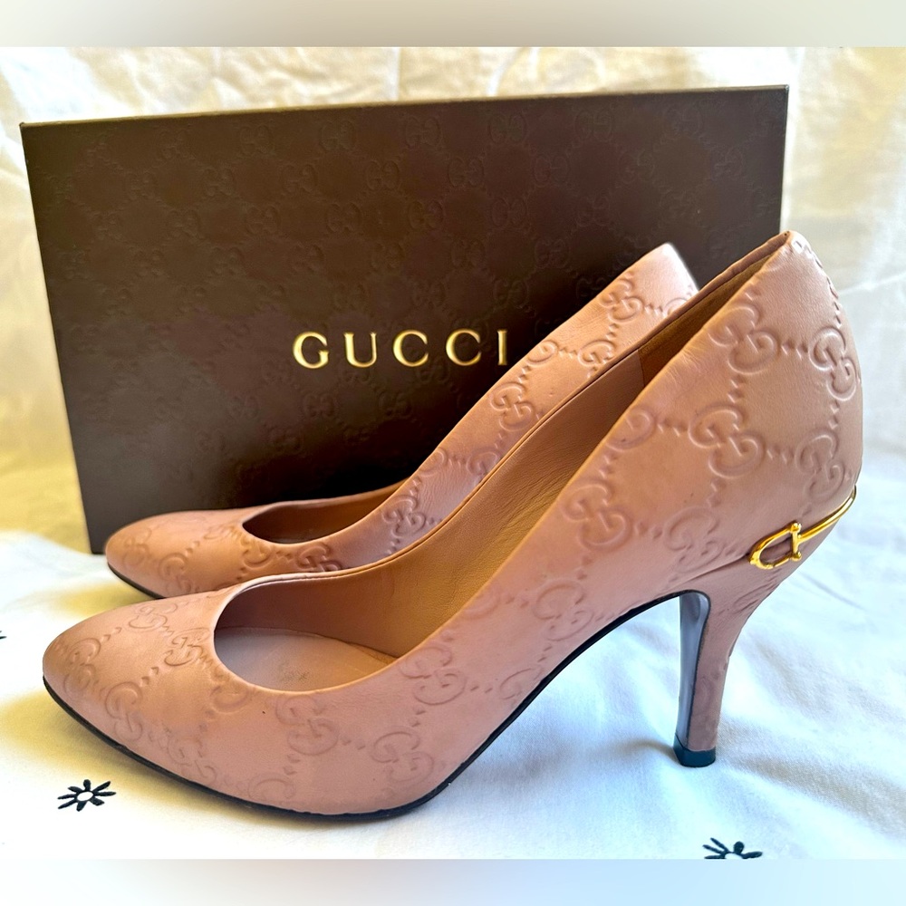 Gucci Elizabeth pointed toe Guccissima